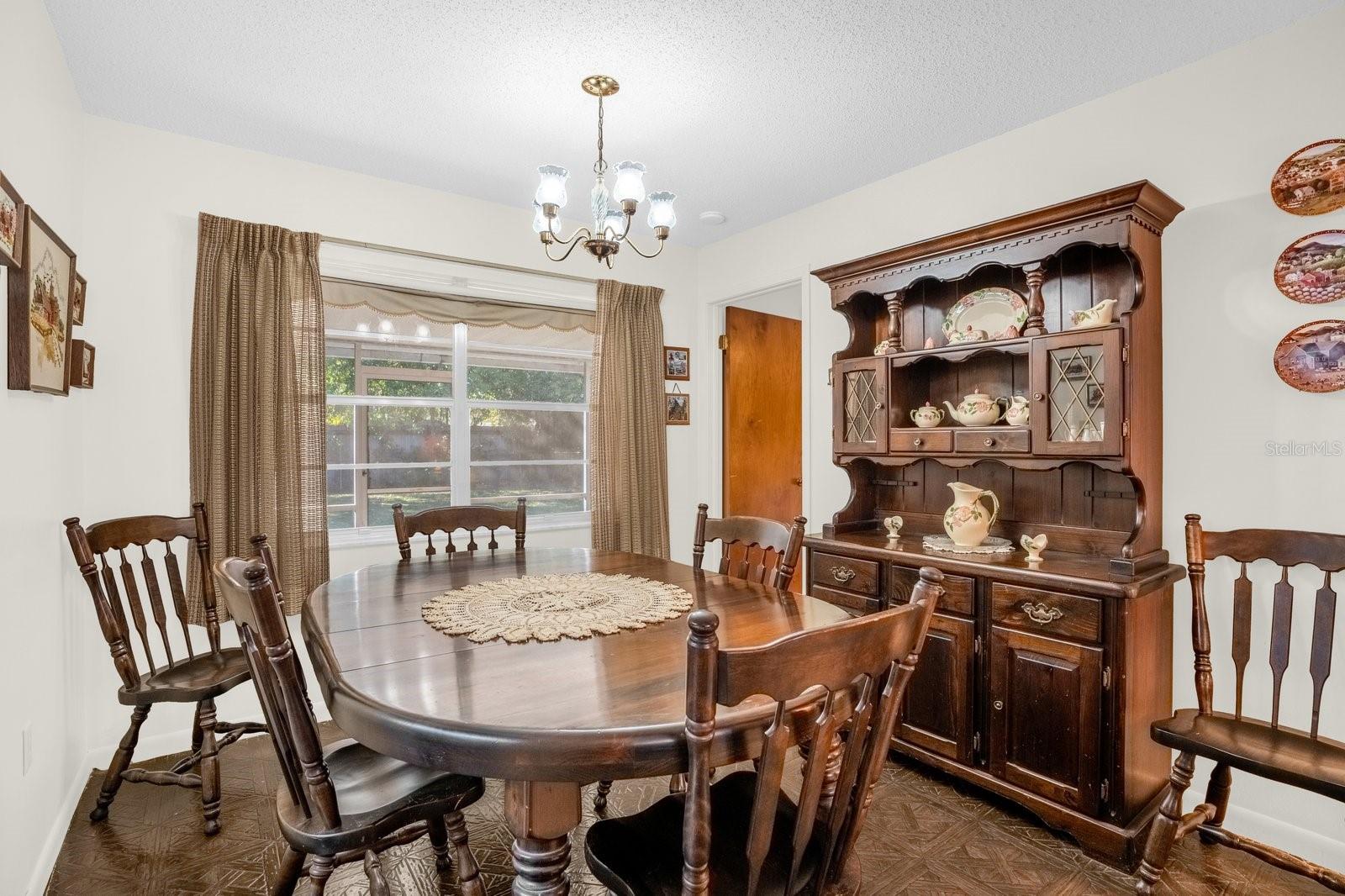 Image 4 of 14 For 6774 Paul Revere Court