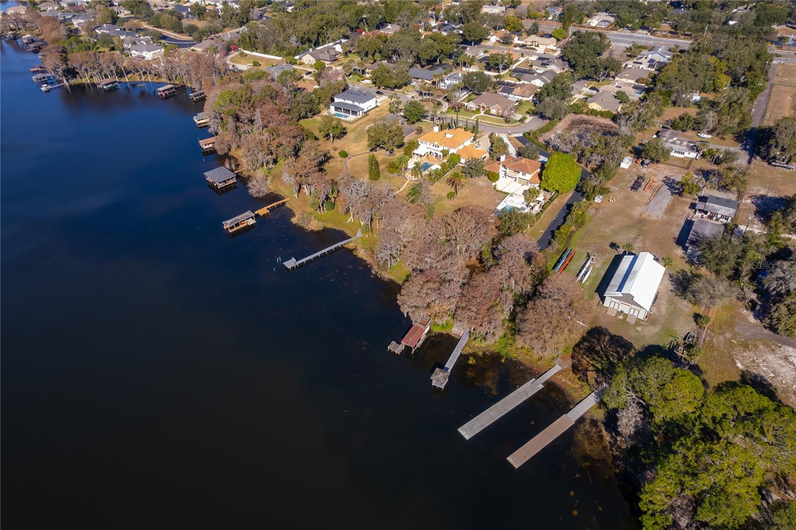 Image 10 of 40 For 1077 Howell Harbor Drive