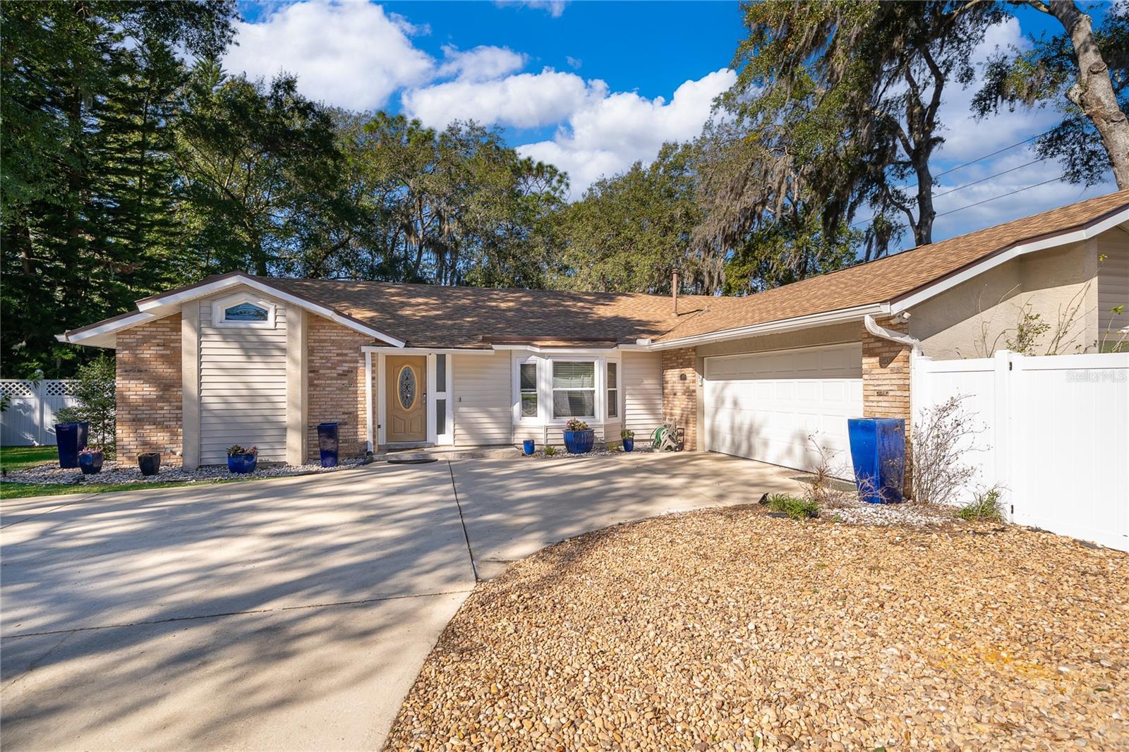 Image 2 of 40 For 1077 Howell Harbor Drive