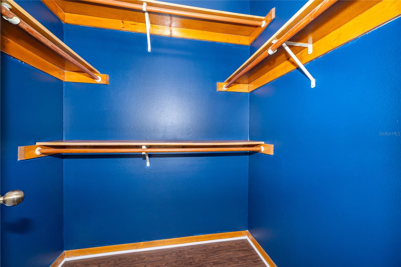 Image 23 of 40 For 1077 Howell Harbor Drive