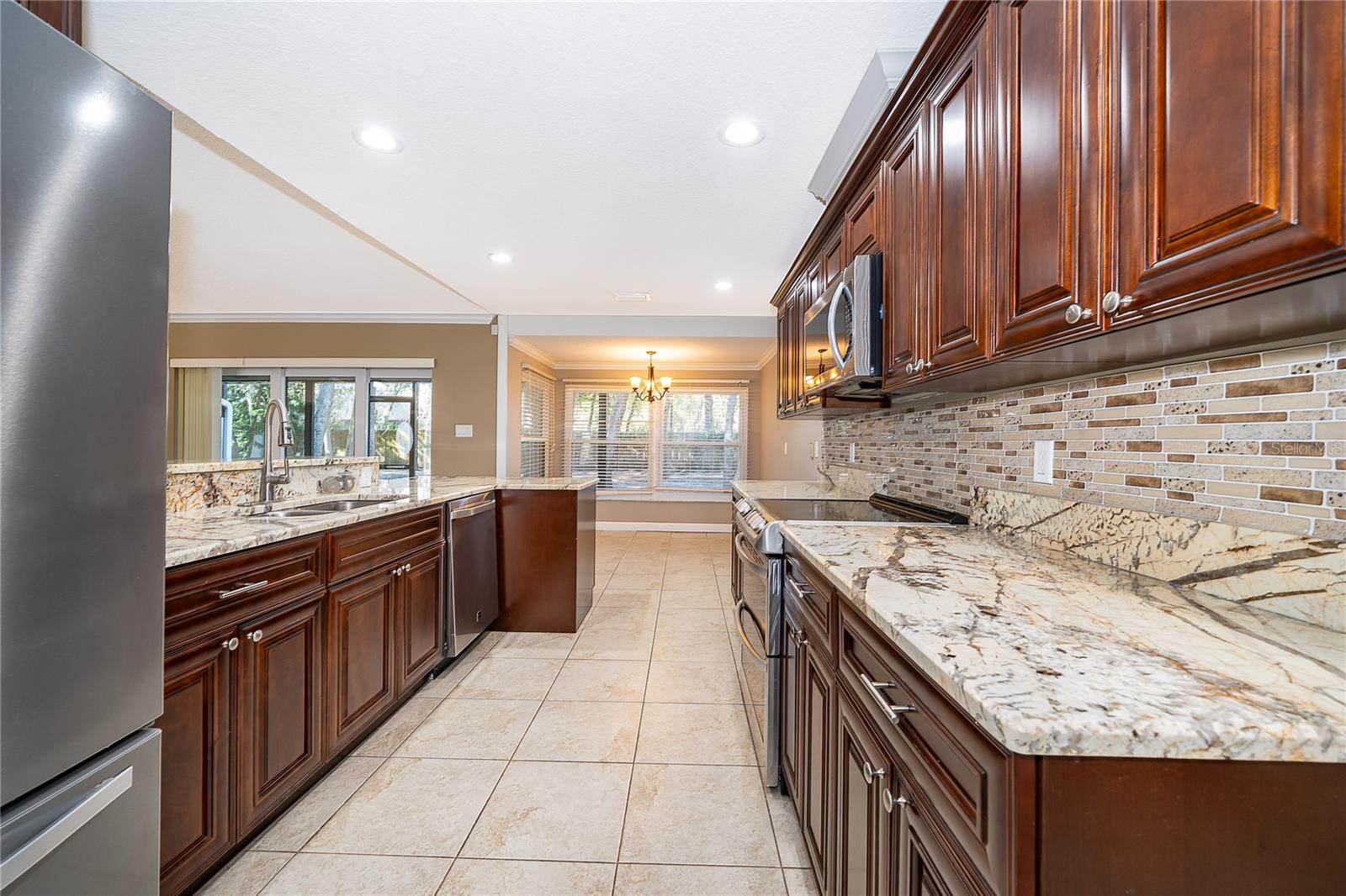 Image 30 of 40 For 1077 Howell Harbor Drive