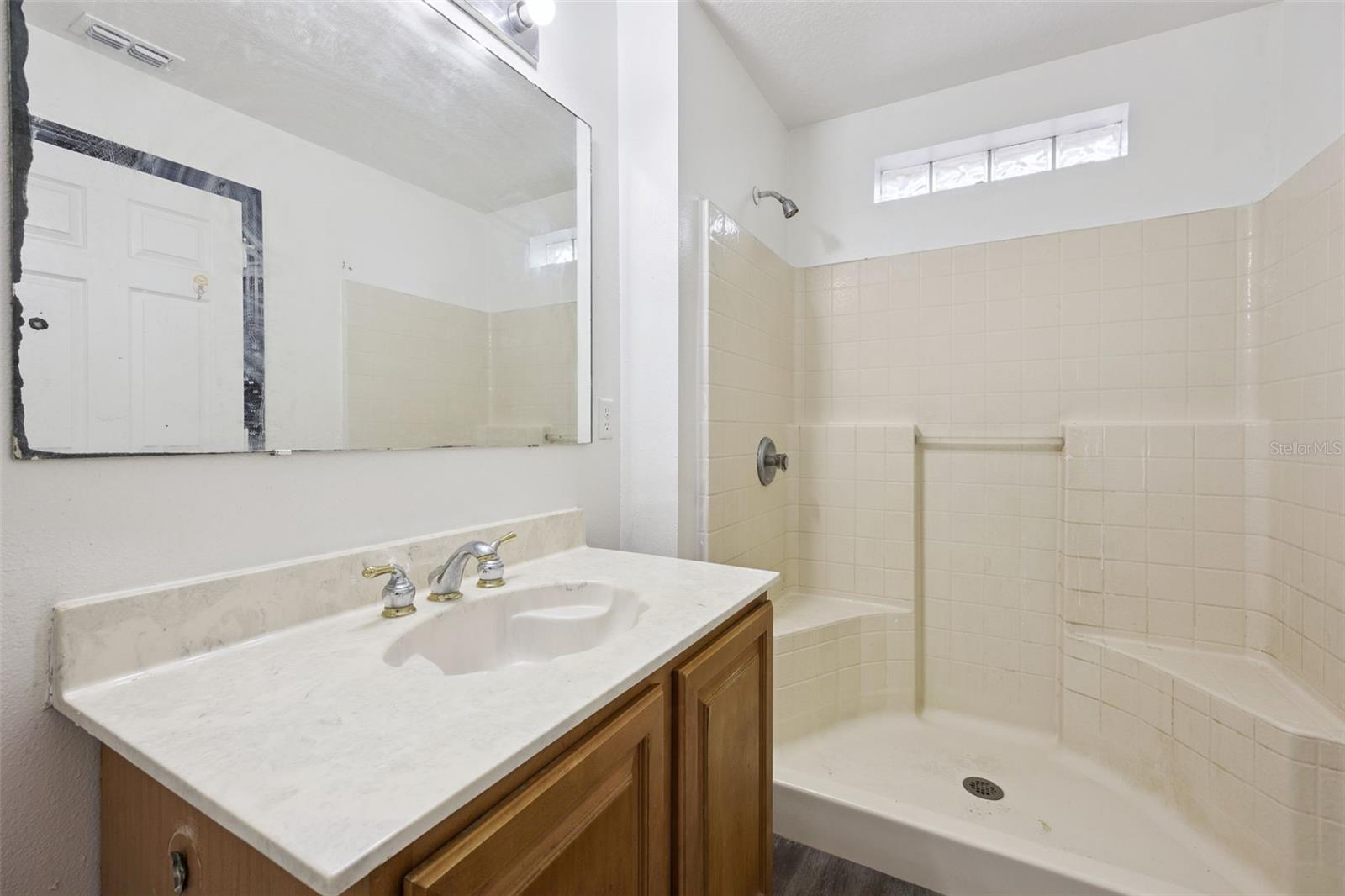 Image 12 of 15 For 1623 Ridge Pointe Drive