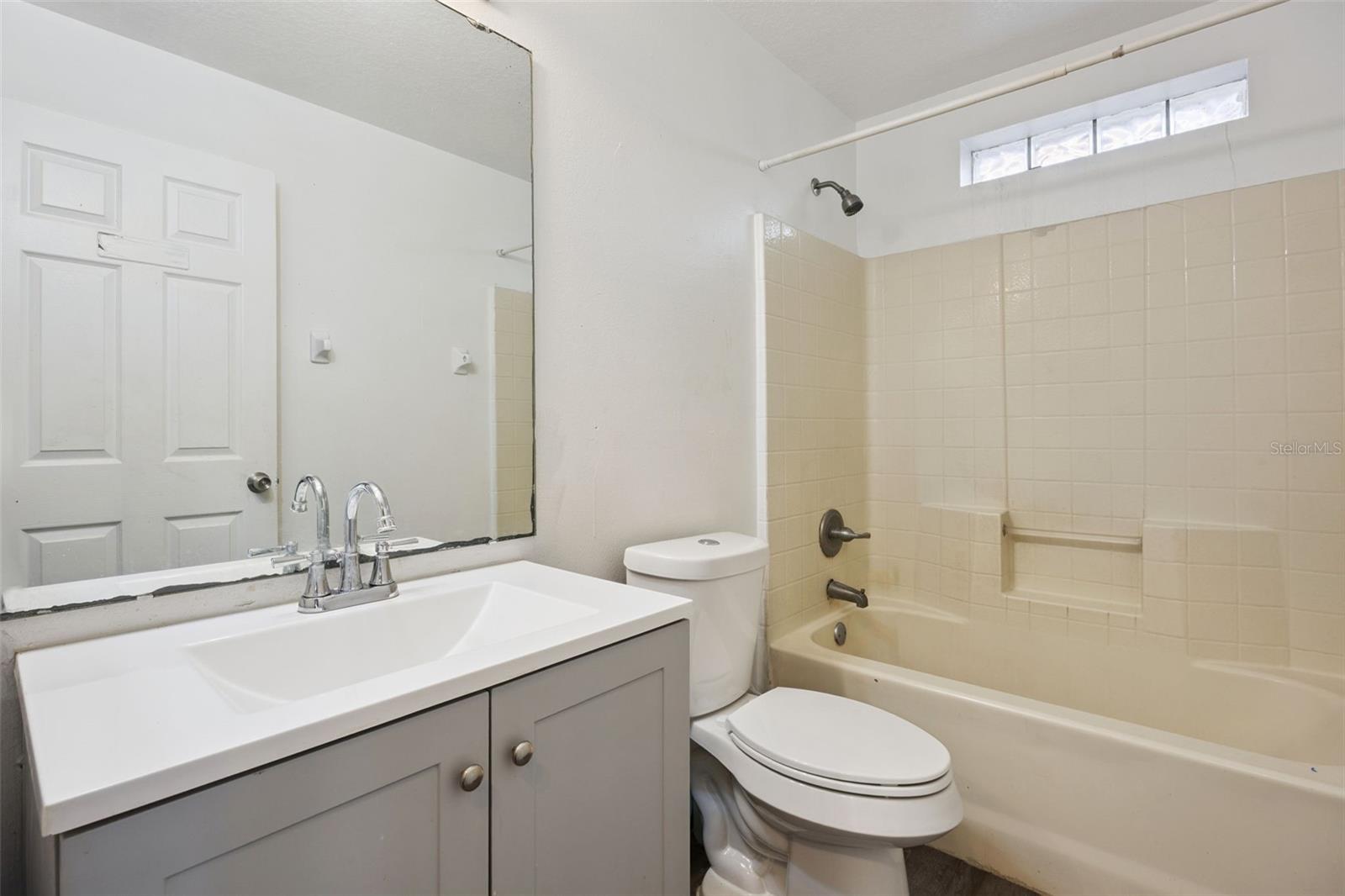 Image 13 of 15 For 1623 Ridge Pointe Drive