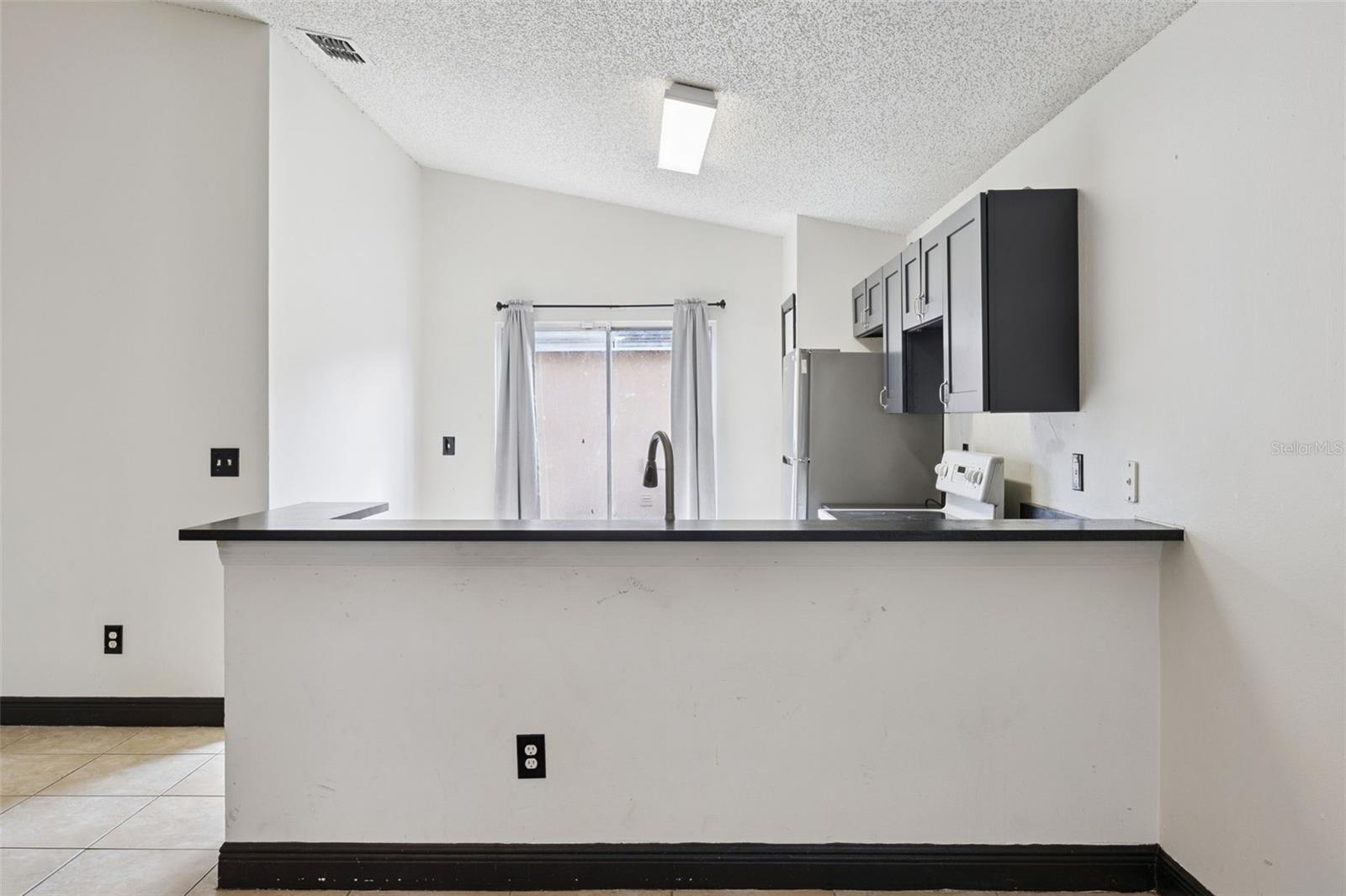 Image 5 of 15 For 1623 Ridge Pointe Drive