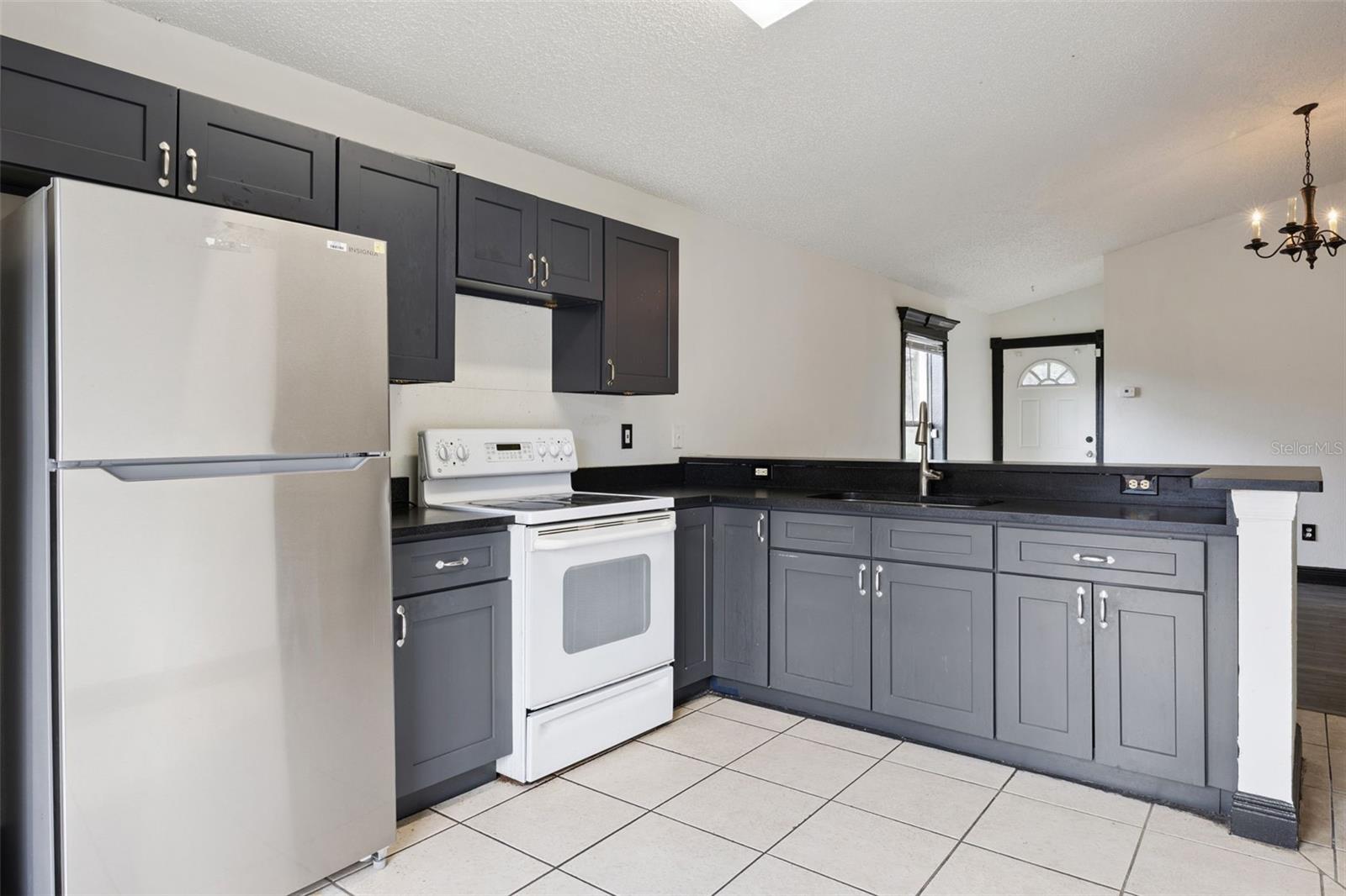 Image 7 of 15 For 1623 Ridge Pointe Drive