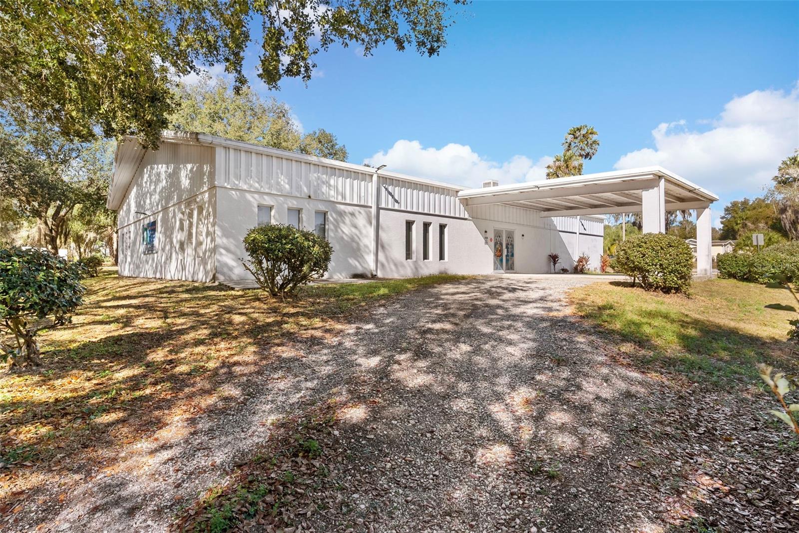 Image 47 of 90 For 201 University Avenue