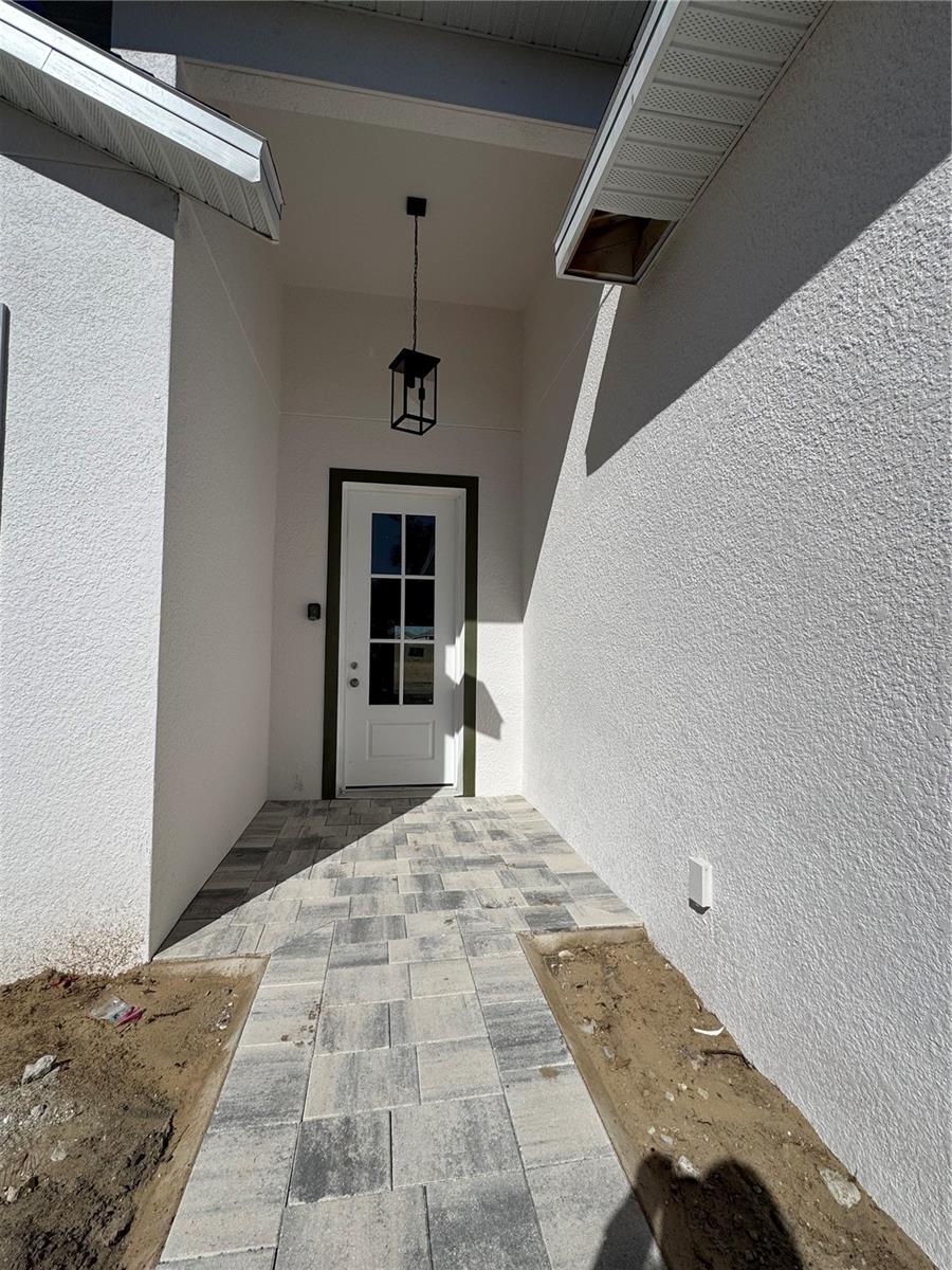 Image 4 of 49 For 4816 Crestline Drive