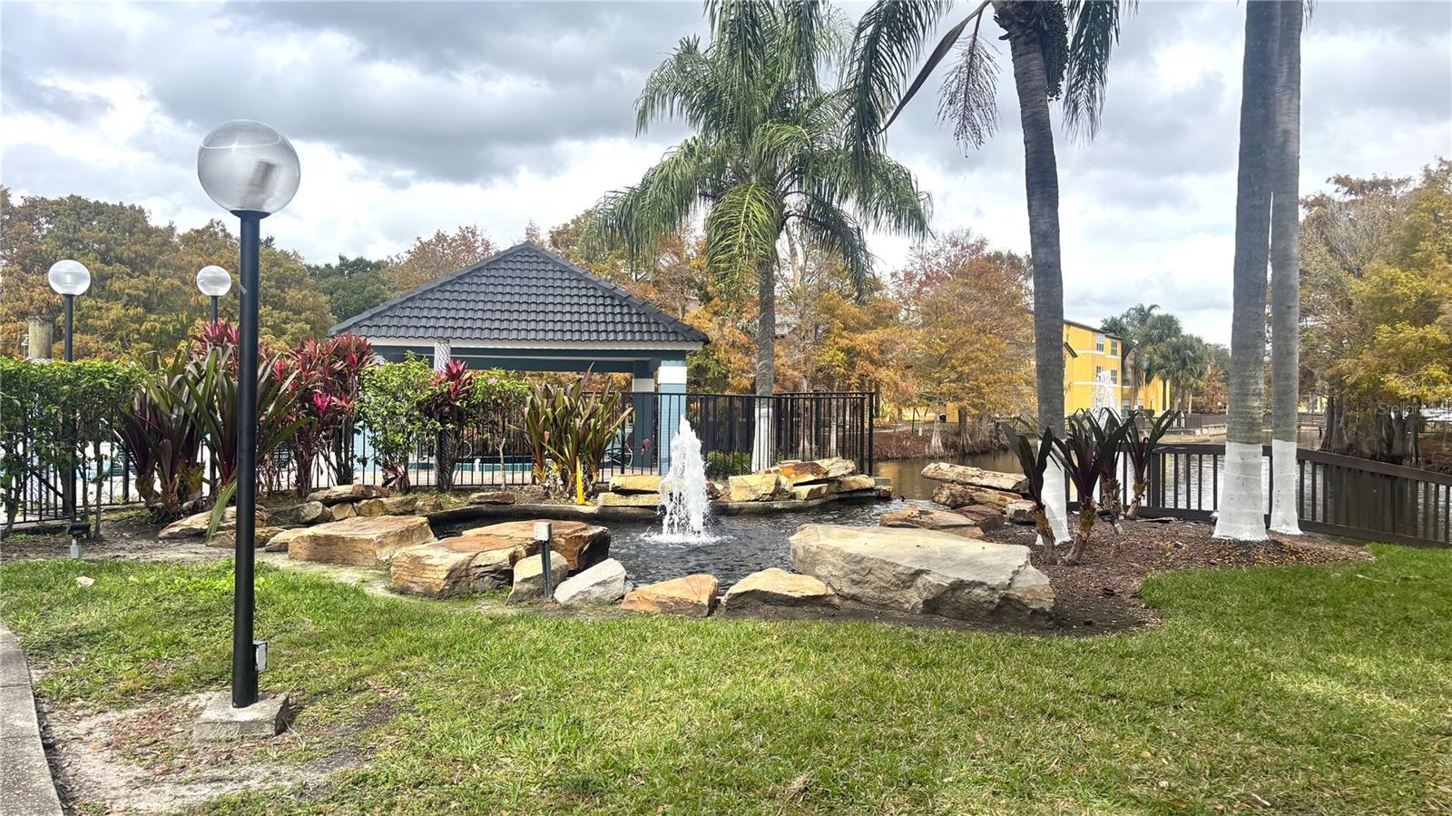 Image 4 of 17 For 4528 Commander Drive 2031