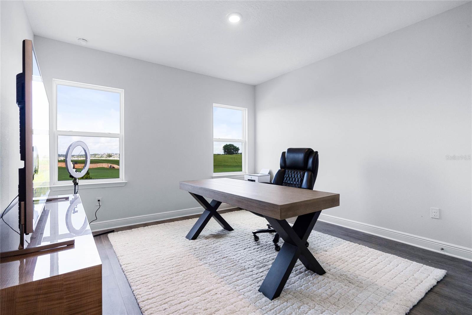 Image 24 of 39 For 15734 Vetta Drive