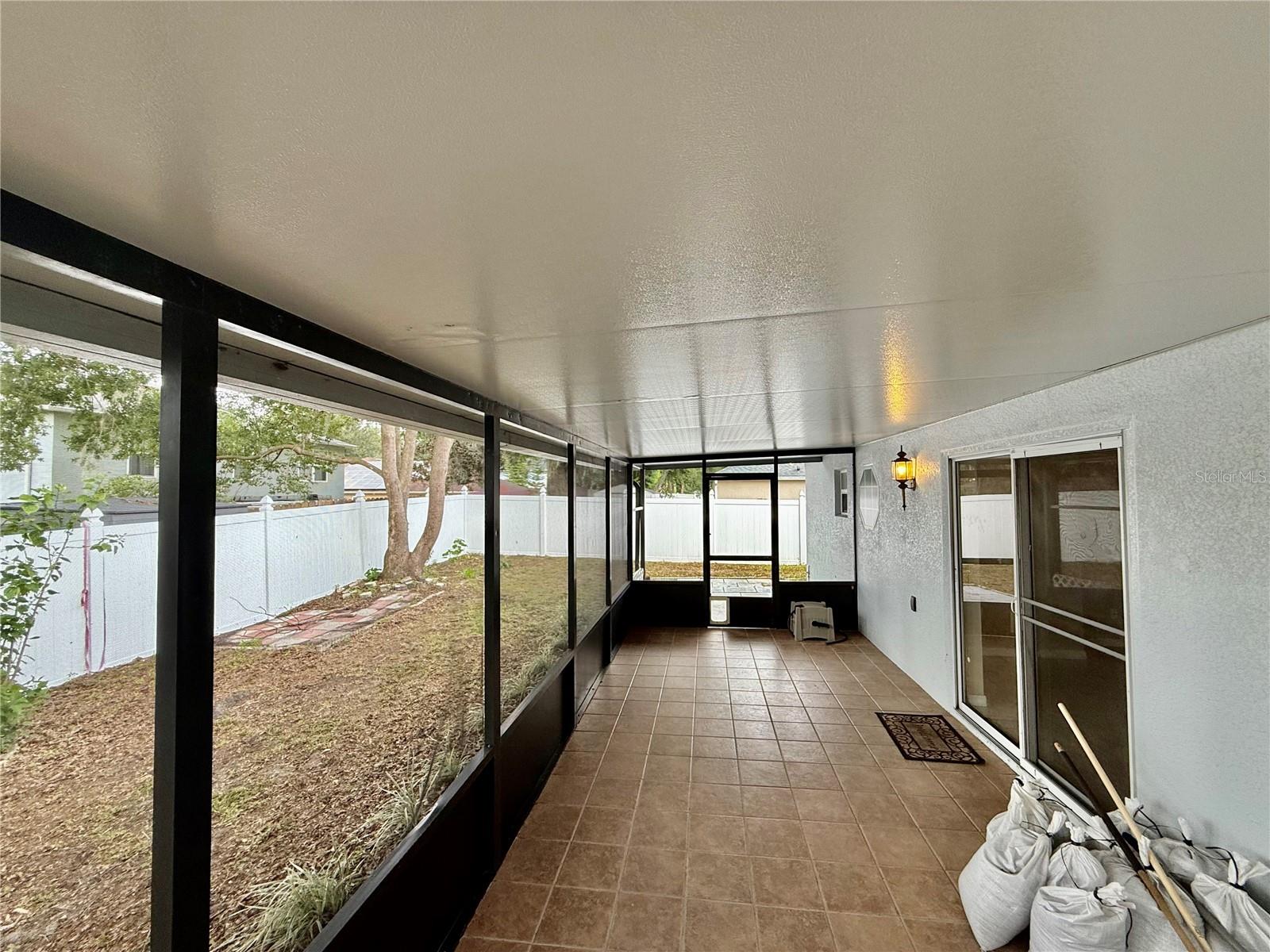 Image 22 of 28 For 1346 Rolling River Road