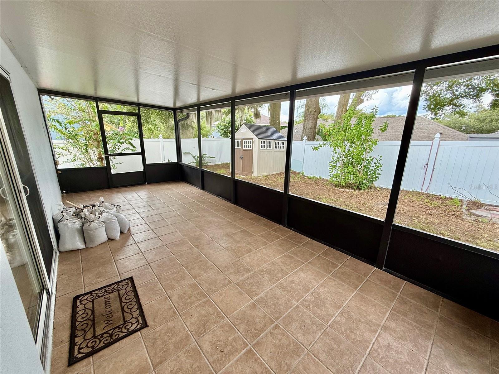 Image 23 of 28 For 1346 Rolling River Road