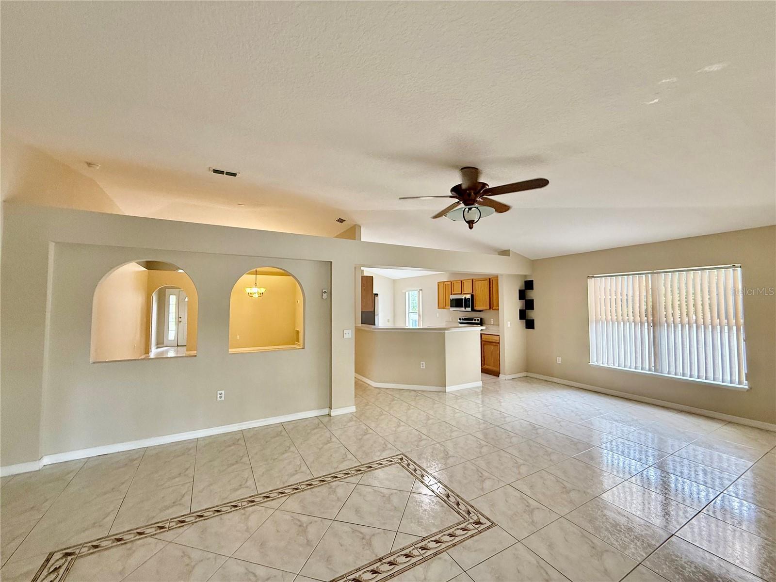 Image 4 of 28 For 1346 Rolling River Road