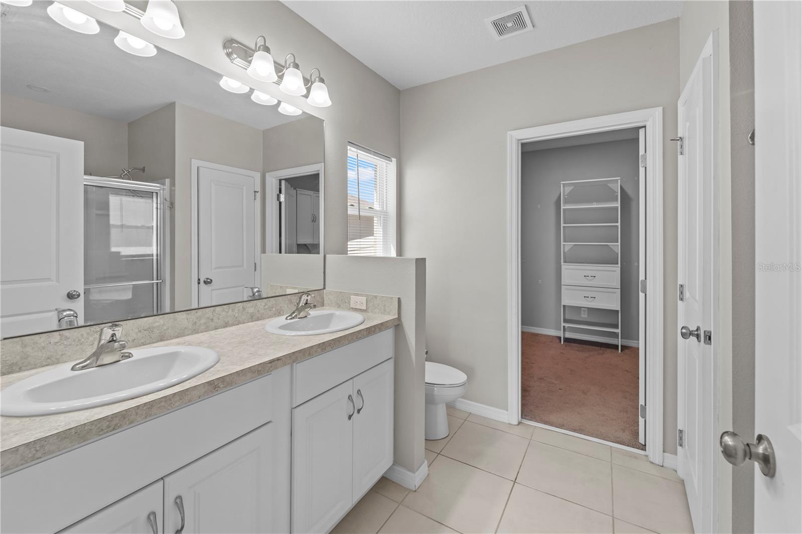 Image 6 of 13 For 407 Kestrel Drive