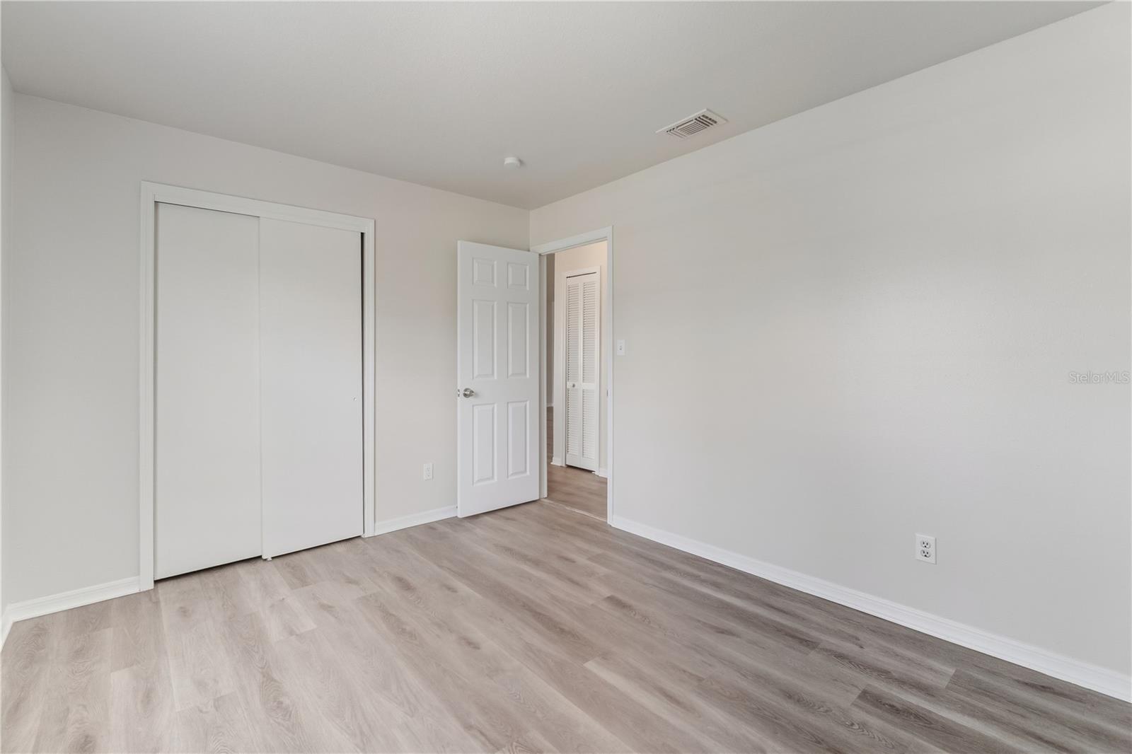 Image 20 of 28 For 3192 Noah Street