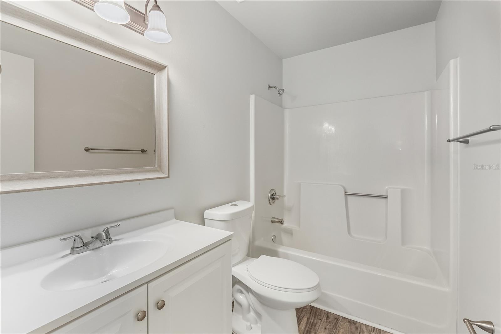 Image 21 of 28 For 3192 Noah Street