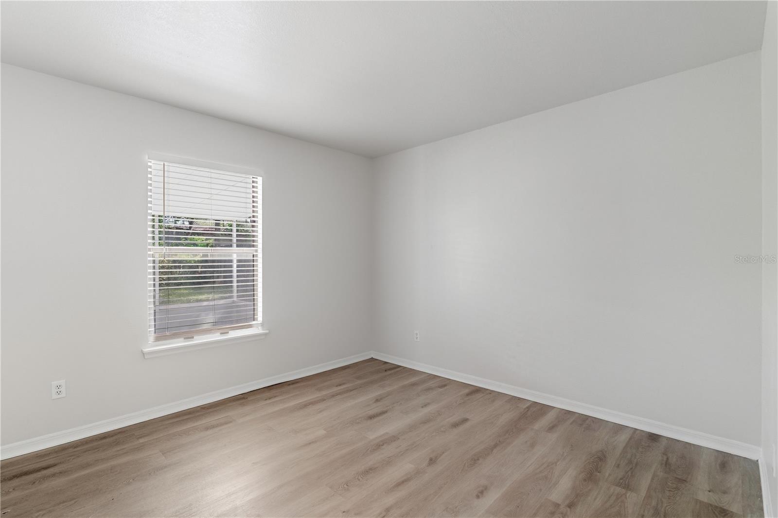 Image 22 of 28 For 3192 Noah Street