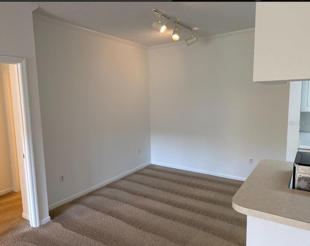 Image 3 of 8 For 814 Arbor Lakes Circle