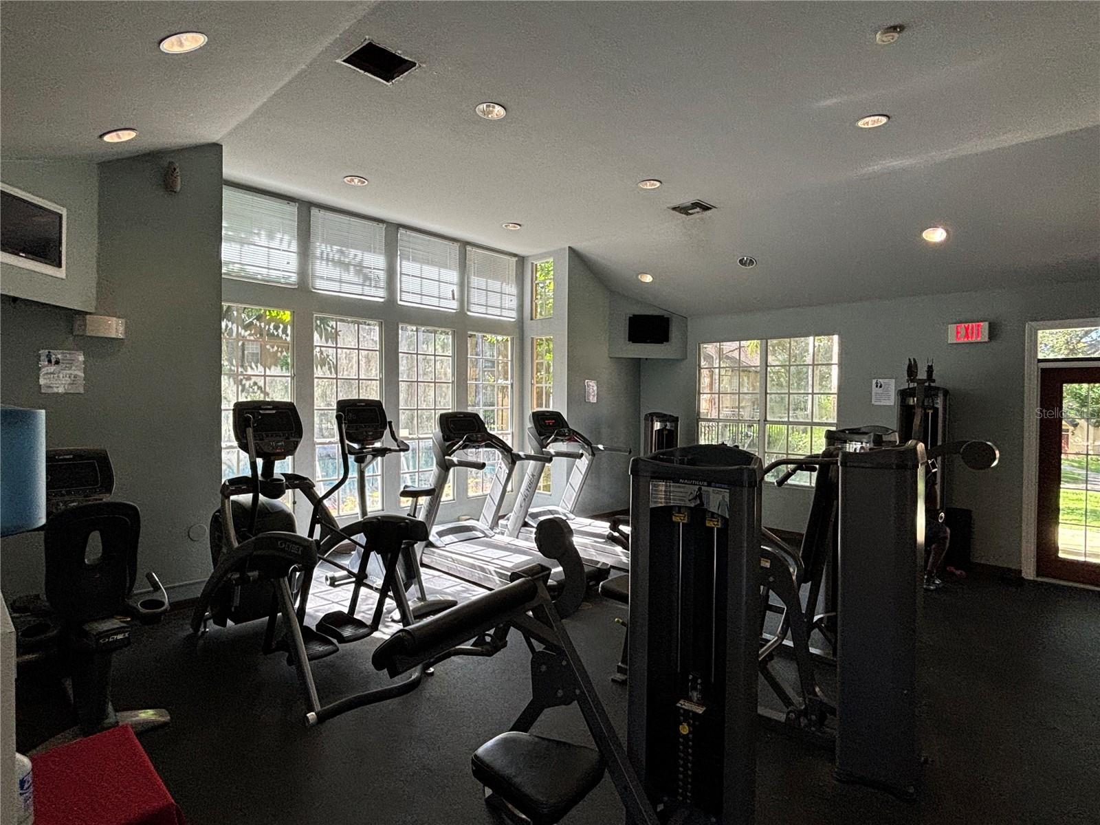 Image 28 of 29 For 6304 Raleigh Street 204