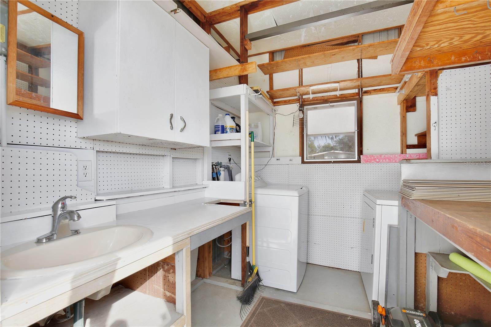 Image 22 of 29 For 5560 Heritage Boulevard