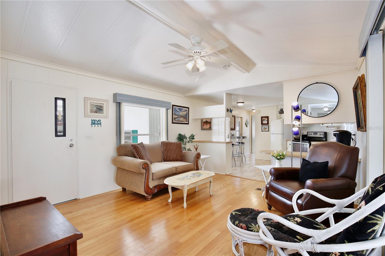 Image 8 of 29 For 5560 Heritage Boulevard