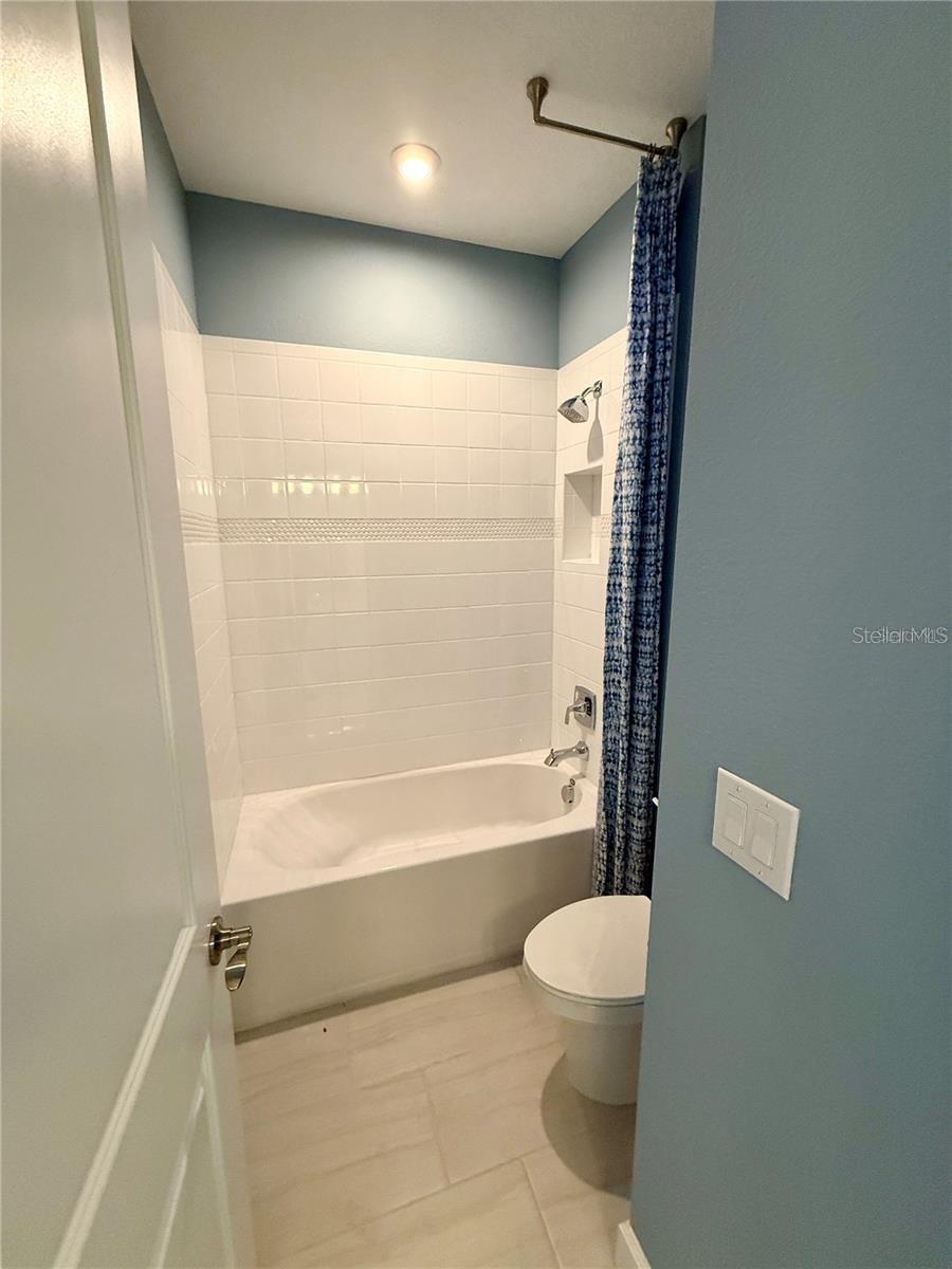 Image 17 of 28 For 5967 Maidenstone Way