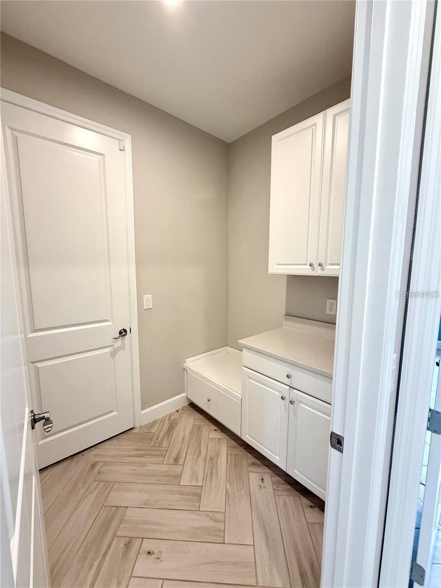 Image 21 of 28 For 5967 Maidenstone Way