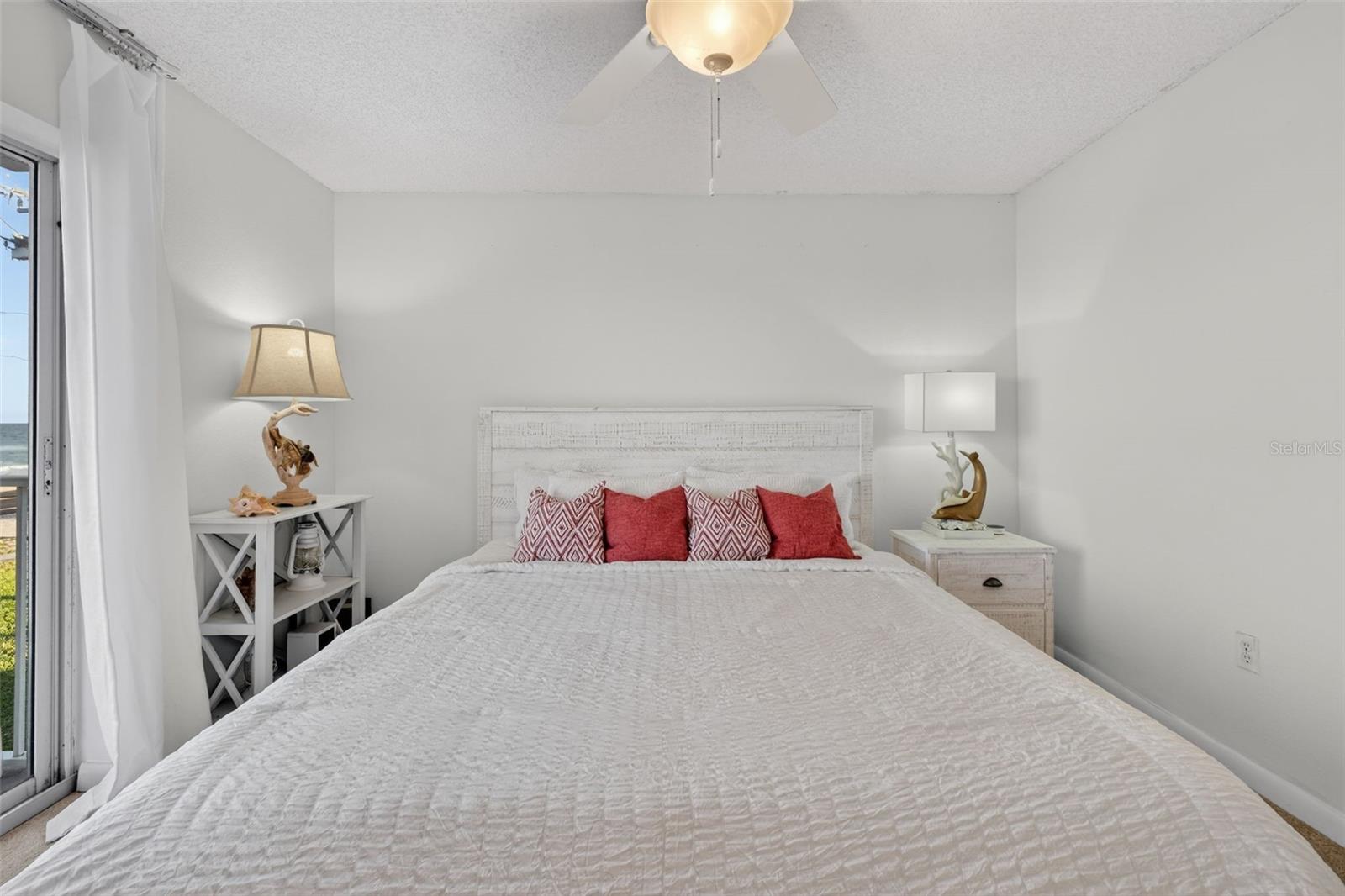 Image 18 of 60 For 2470 Ocean Shore Boulevard 103