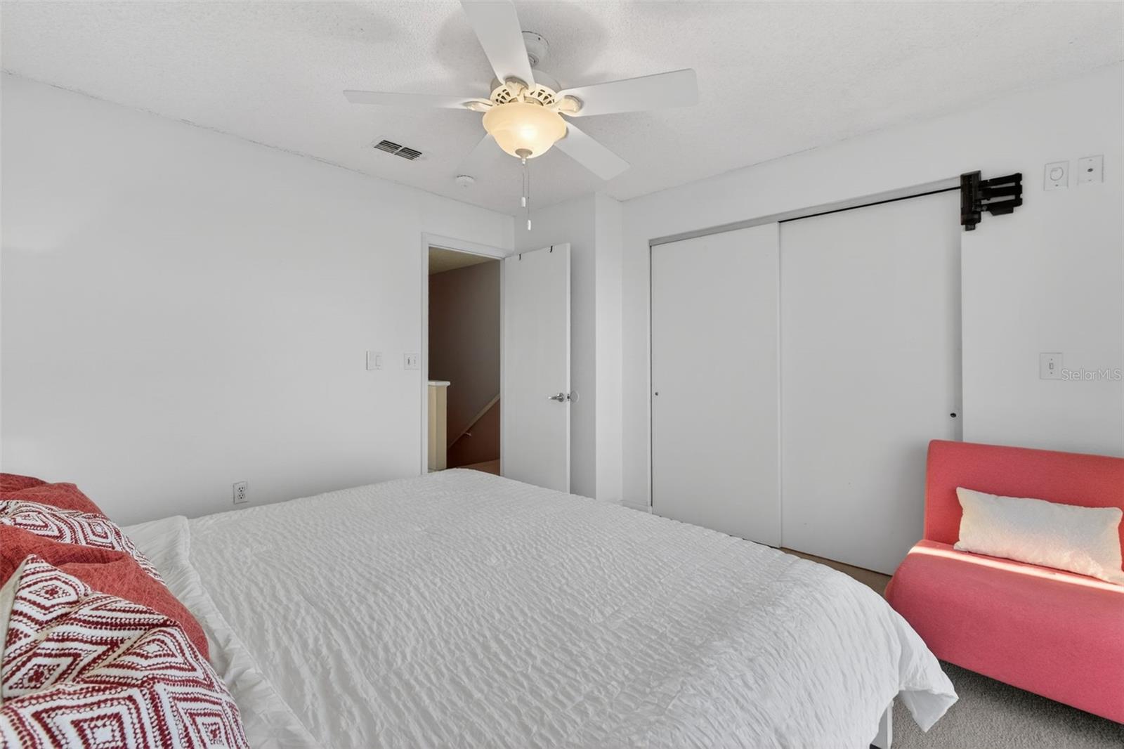 Image 23 of 60 For 2470 Ocean Shore Boulevard 103