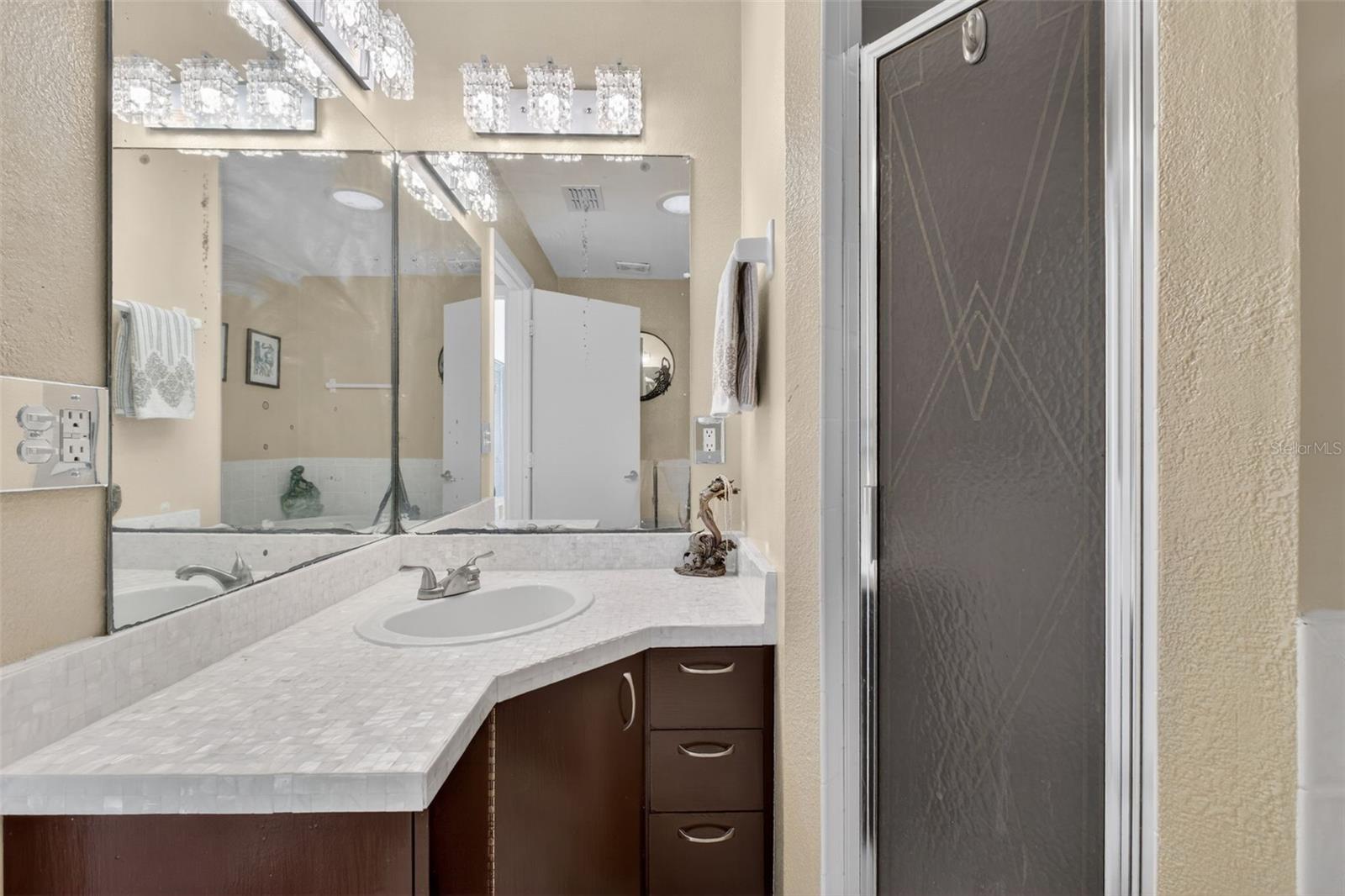 Image 27 of 60 For 2470 Ocean Shore Boulevard 103