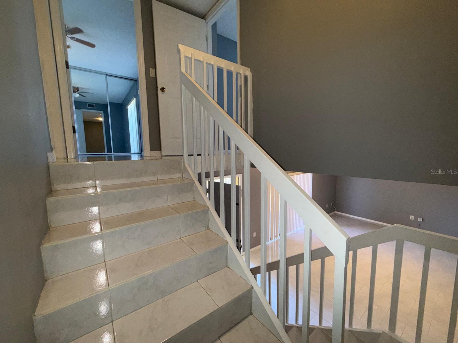 Image 9 of 18 For 5276 Middle Court 115