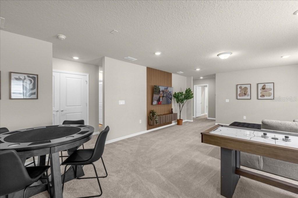 Image 10 of 22 For 1261 Emerald Row Street