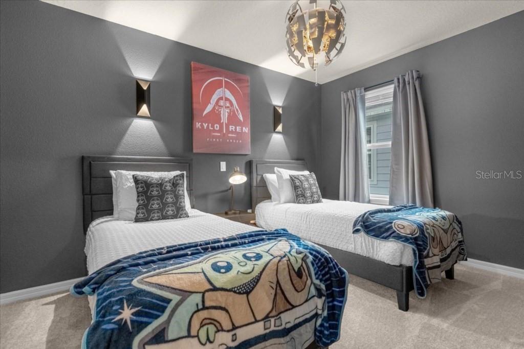 Image 16 of 22 For 1261 Emerald Row Street