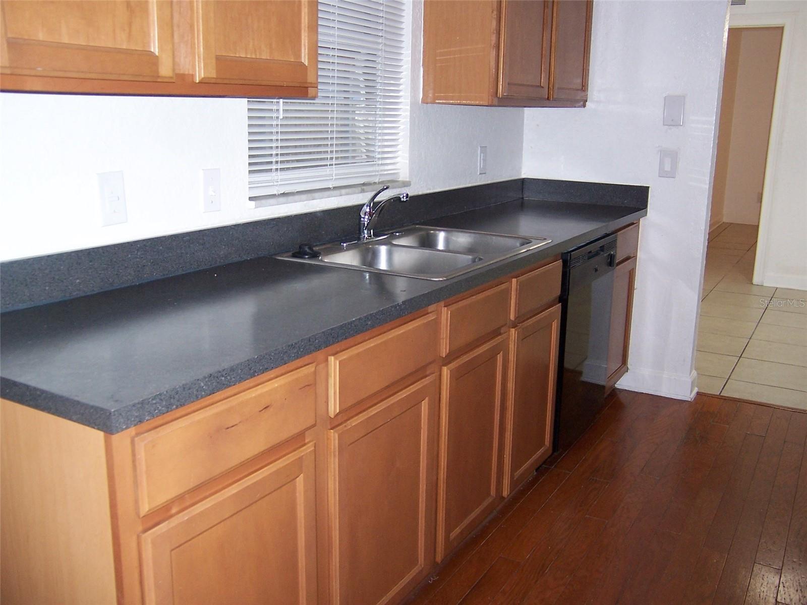 Image 8 of 18 For 2703 Middle Street