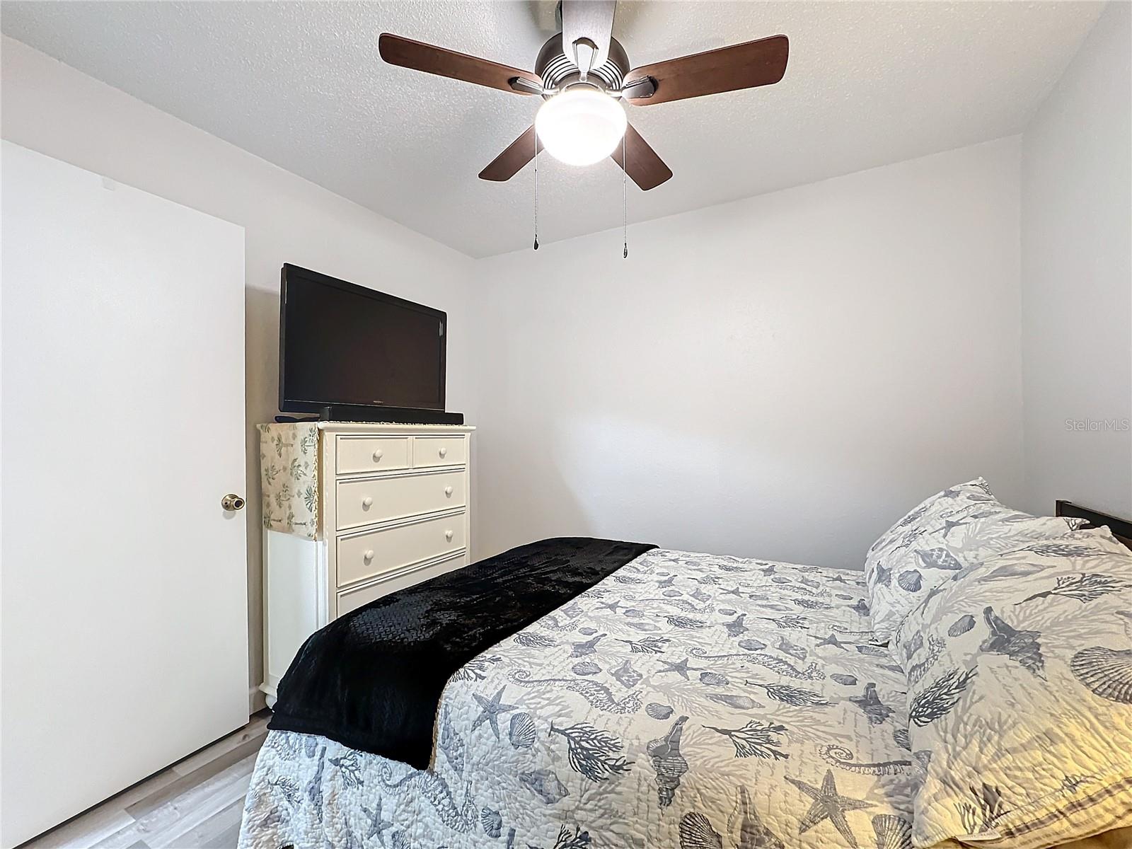 Image 19 of 60 For 3202 Queen Palms Court