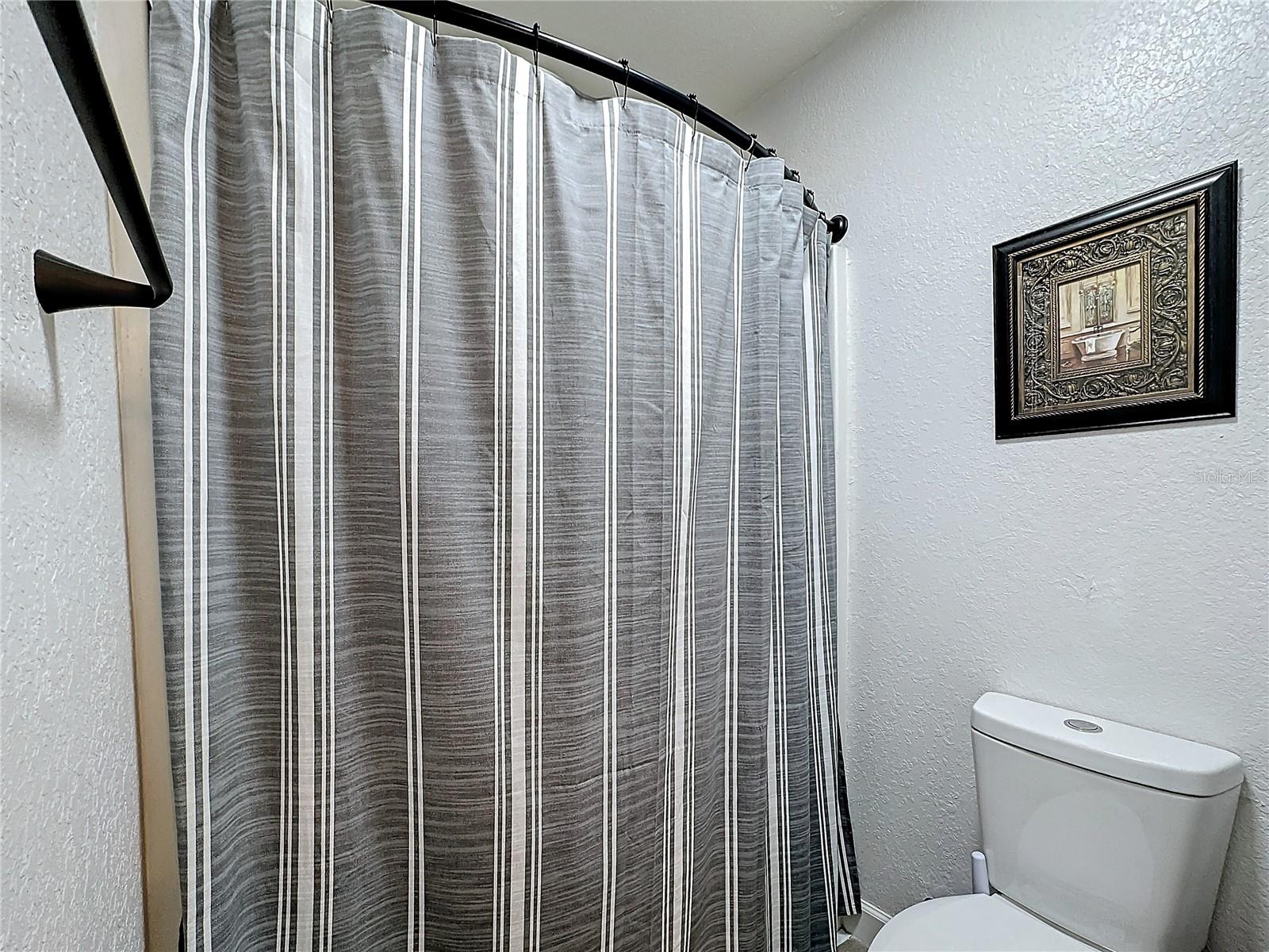 Image 32 of 60 For 3202 Queen Palms Court