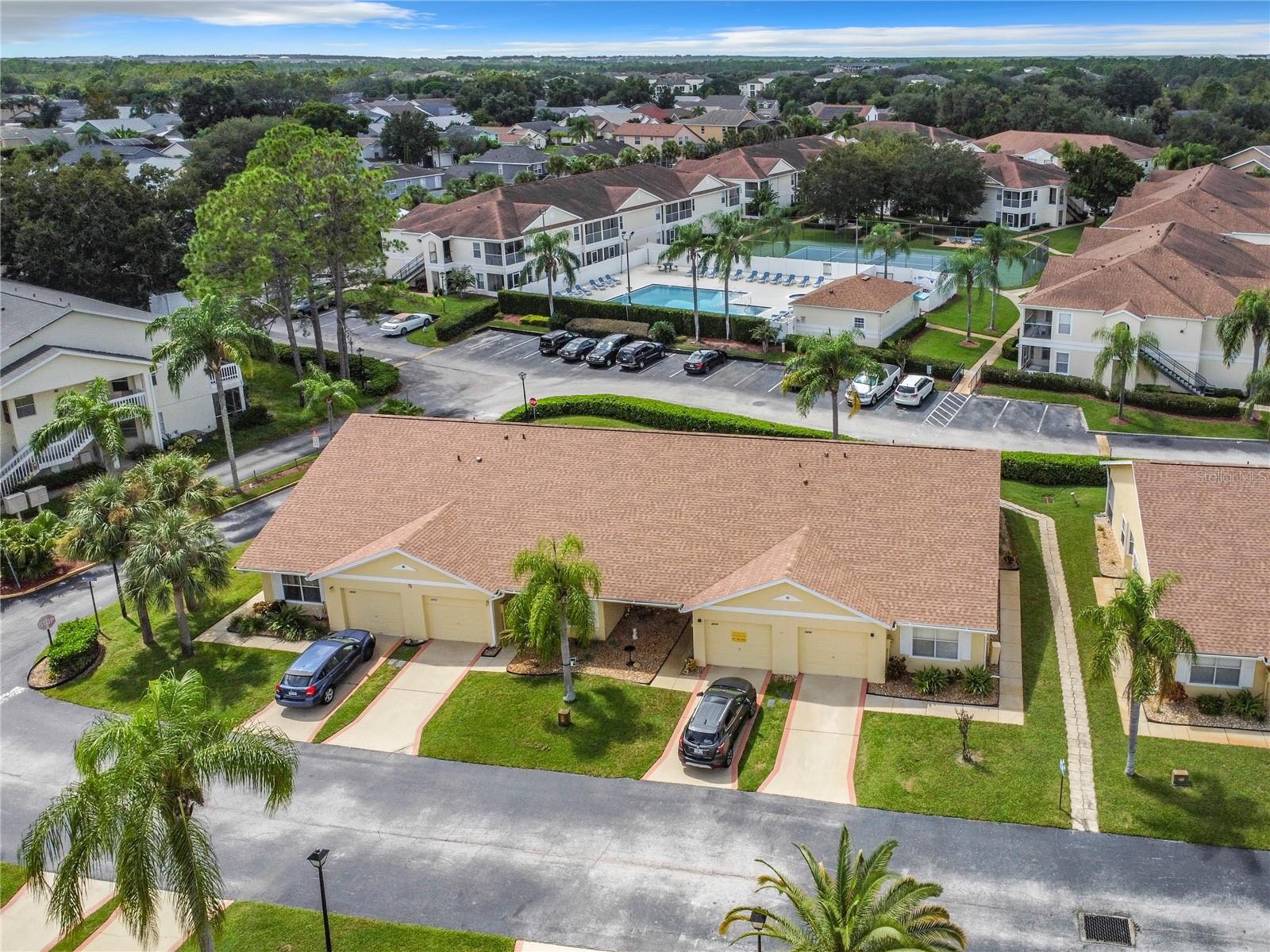 Image 5 of 60 For 3202 Queen Palms Court