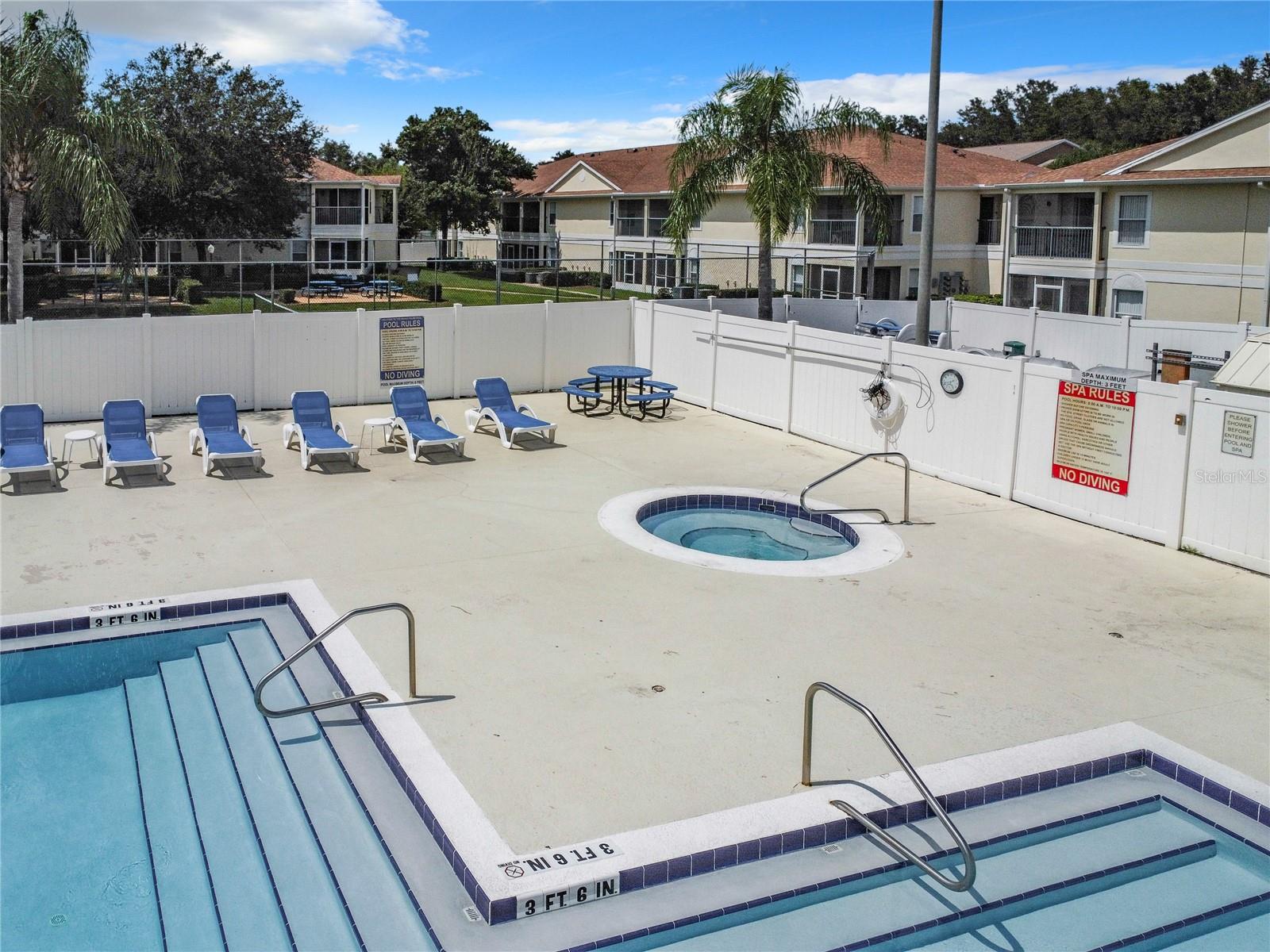 Image 51 of 60 For 3202 Queen Palms Court