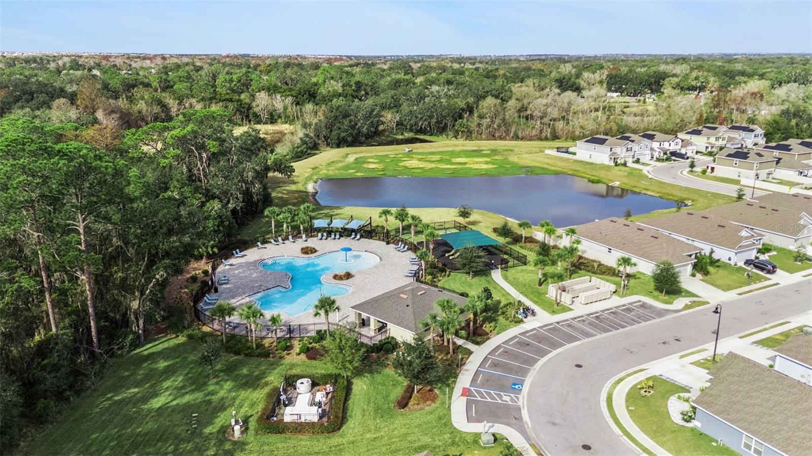 Image 37 of 39 For 2358 Friendly Confines Loop