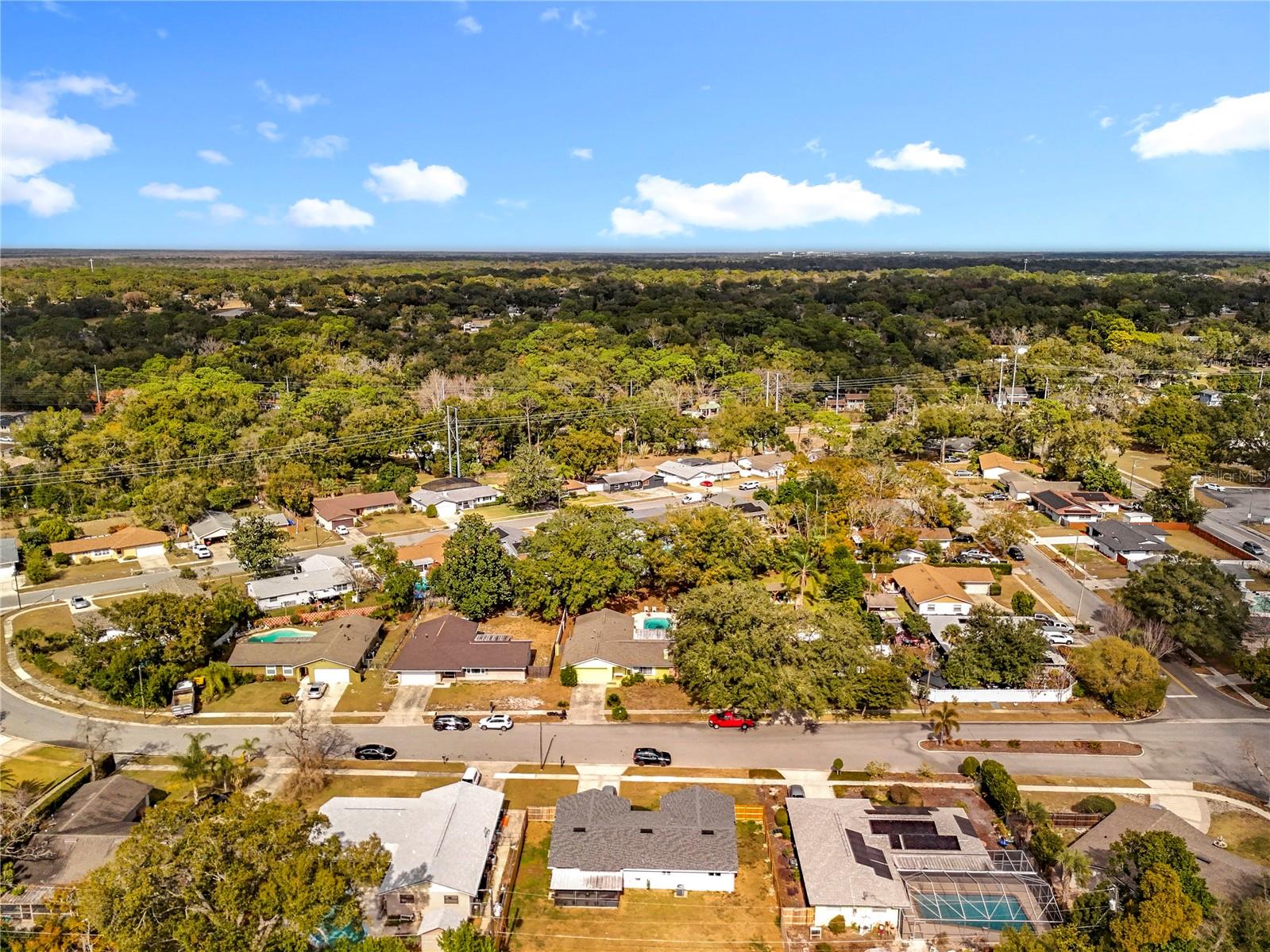 Image 10 of 54 For 305 Robin Hill Drive