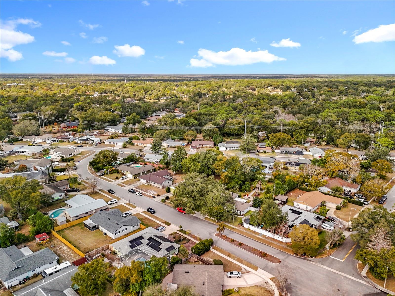 Image 12 of 54 For 305 Robin Hill Drive