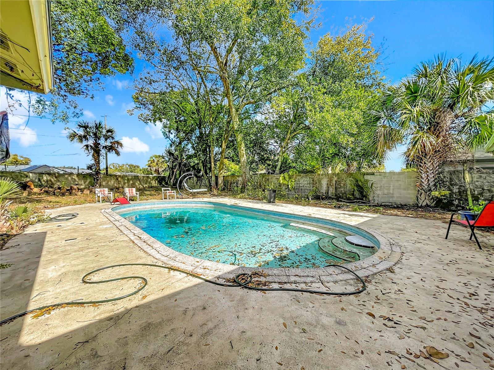 Image 2 of 54 For 305 Robin Hill Drive