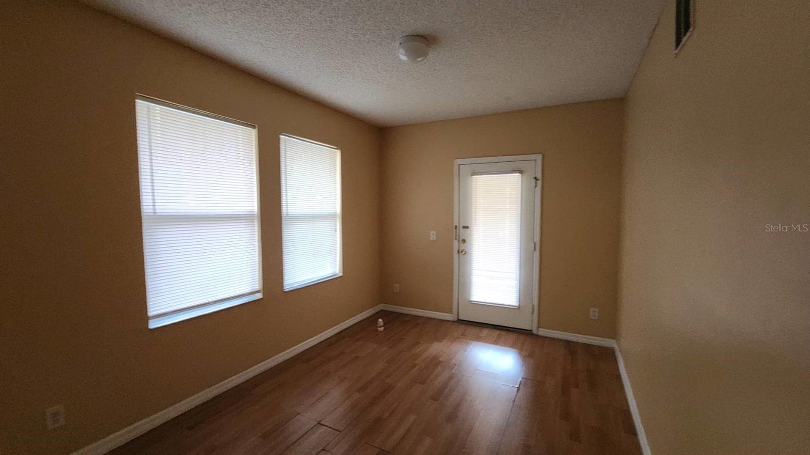 Image 6 of 17 For 9946 Tivoli Villa Drive