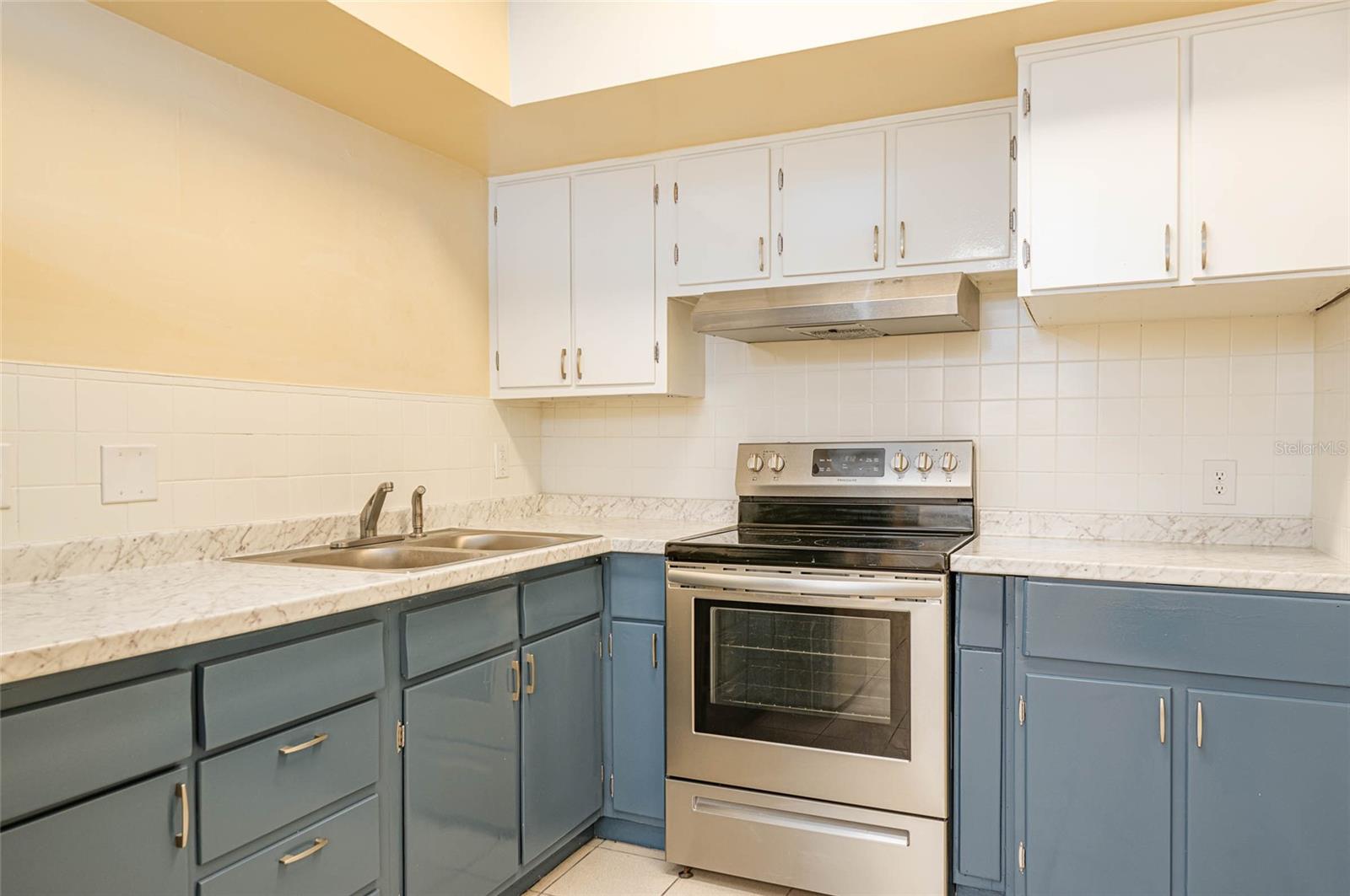 Image 2 of 16 For 3214 Kathleen Drive