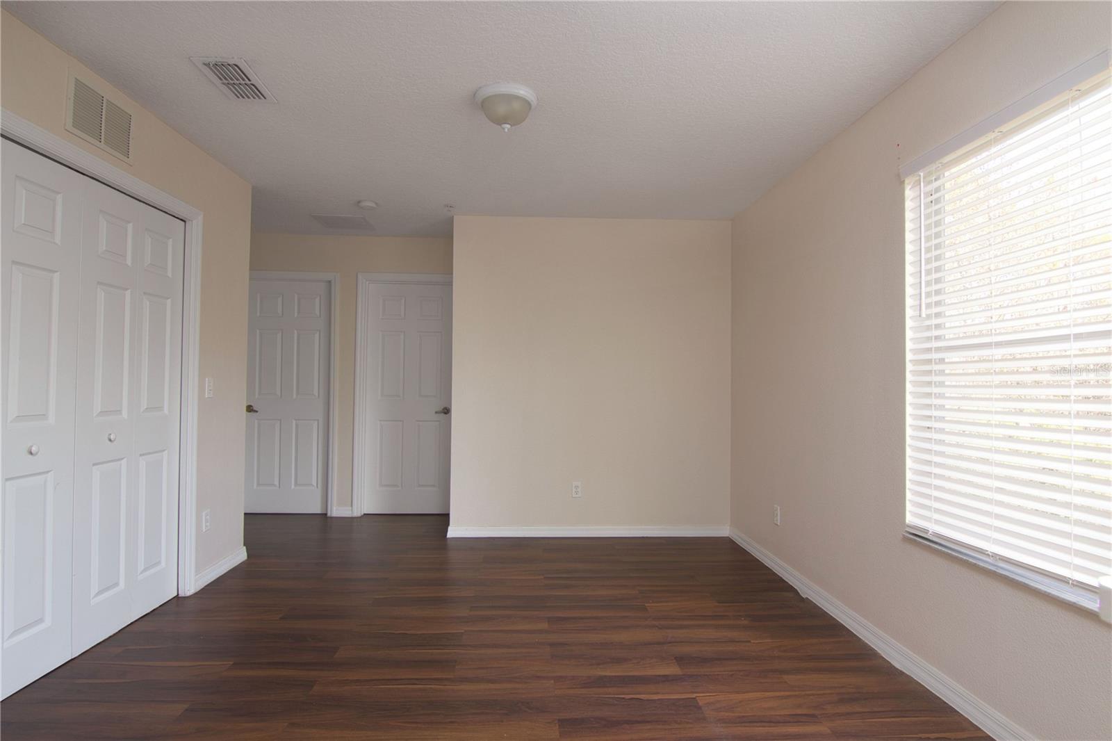 Image 11 of 17 For 247 Glowing Peace Lane 79