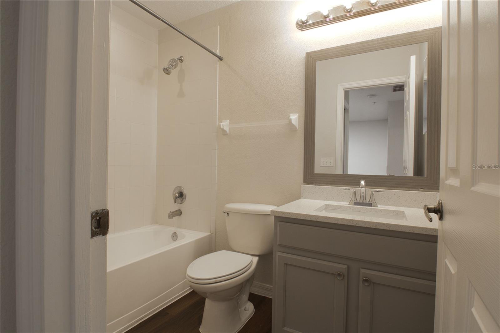 Image 12 of 17 For 247 Glowing Peace Lane 79