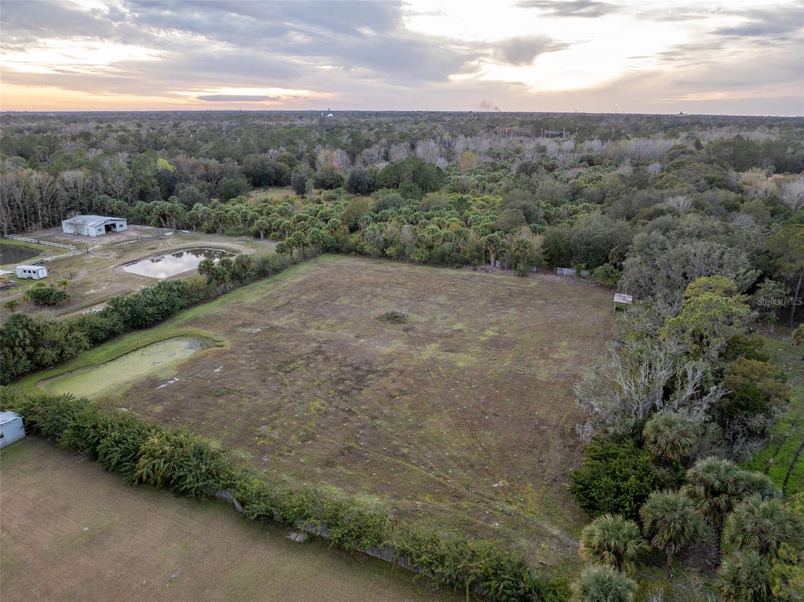 Image 4 of 13 For  Pine Way 