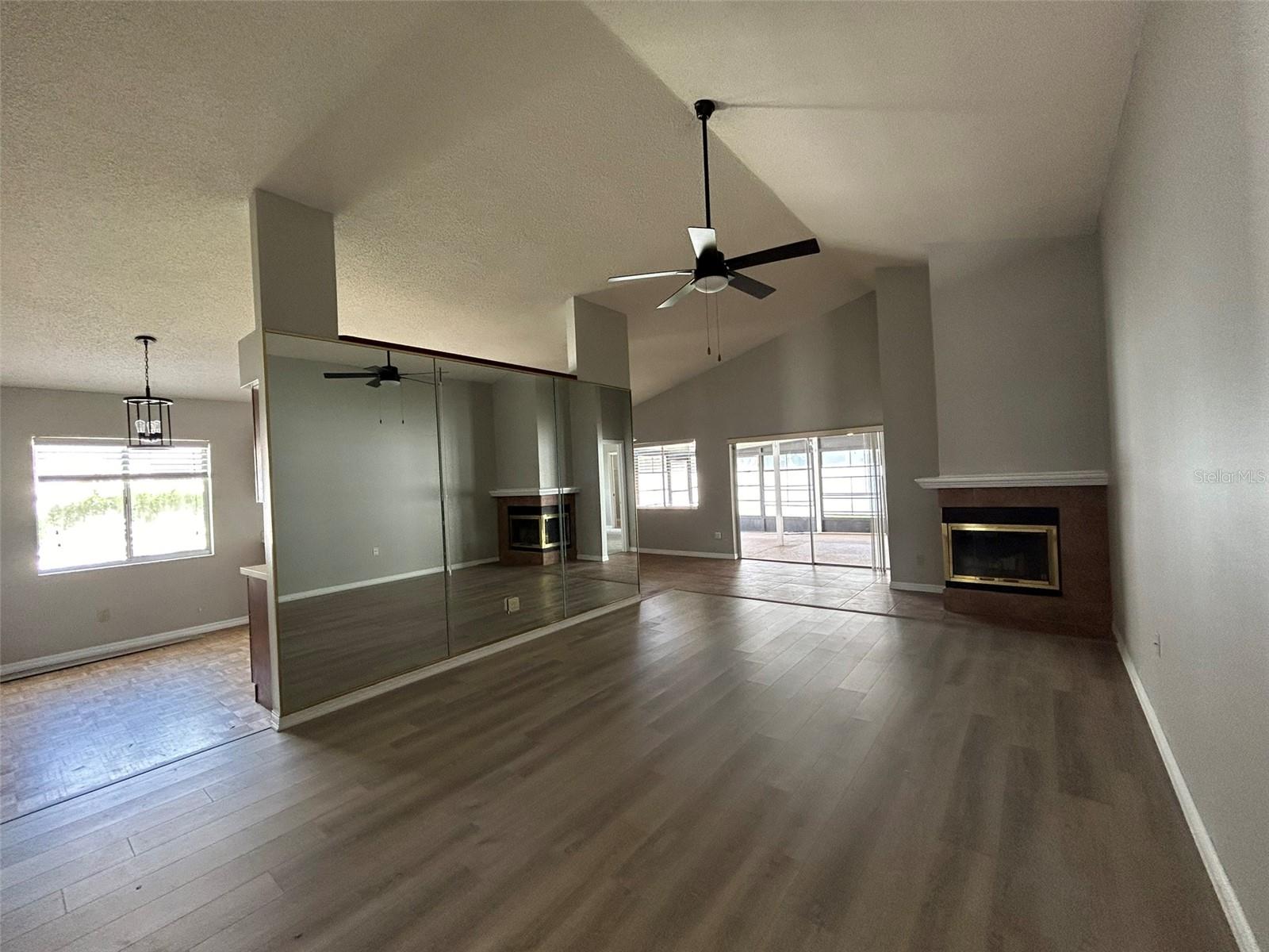 Image 4 of 29 For 1879 Meadowgold Lane