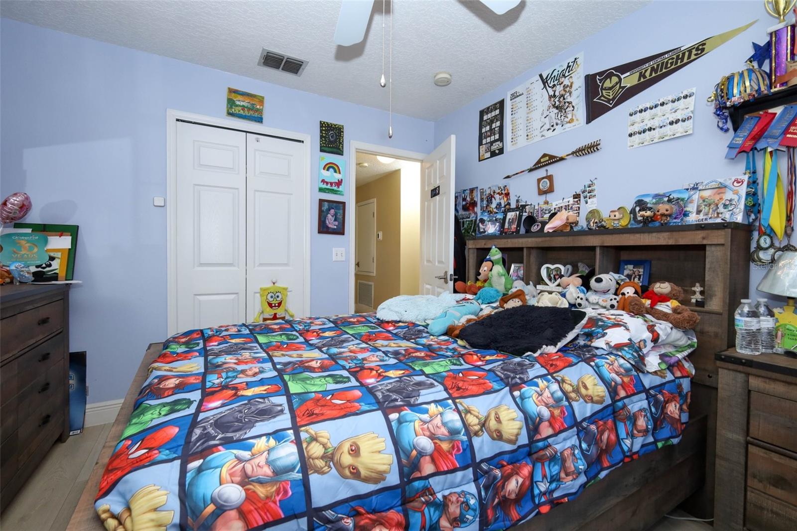 Image 31 of 52 For 412 Kings Eagle Lane