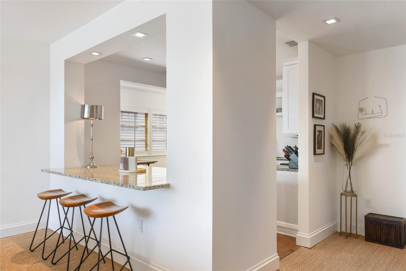 Image 29 of 52 For 311 Morse Boulevard 1-5