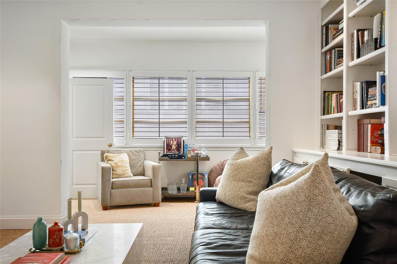 Image 38 of 52 For 311 Morse Boulevard 1-5